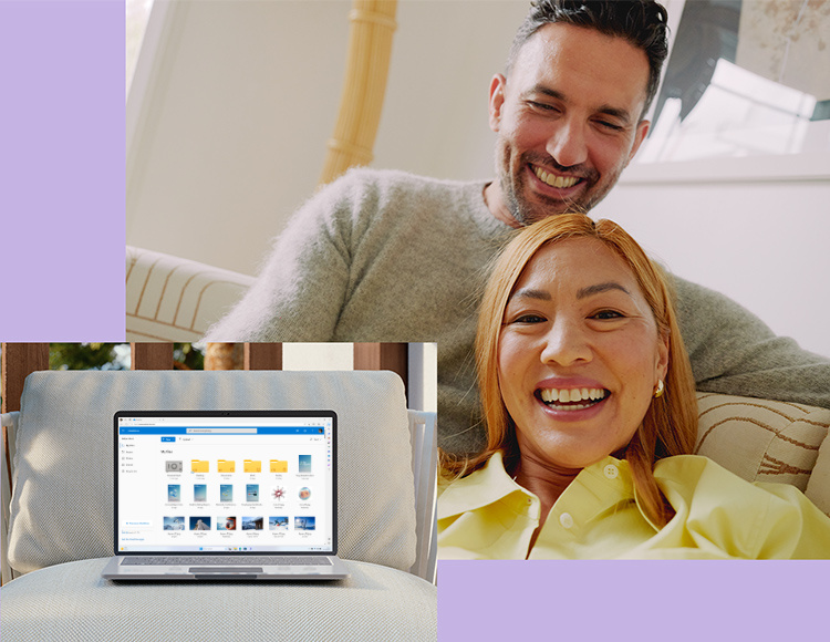 Mężczyzna i kobieta patrzą na ekran laptopa PCSpecialist z otwartą platformą Microsoft 365